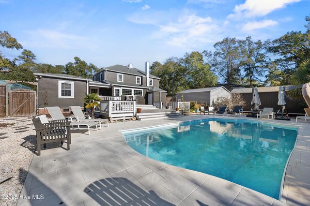 2610 Oleander Drive, Wilmington, NC 28403