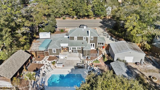 2610 Oleander Drive, Wilmington, NC 28403