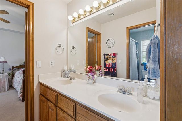 1501 Stable Rock Road, Yukon, OK 73099