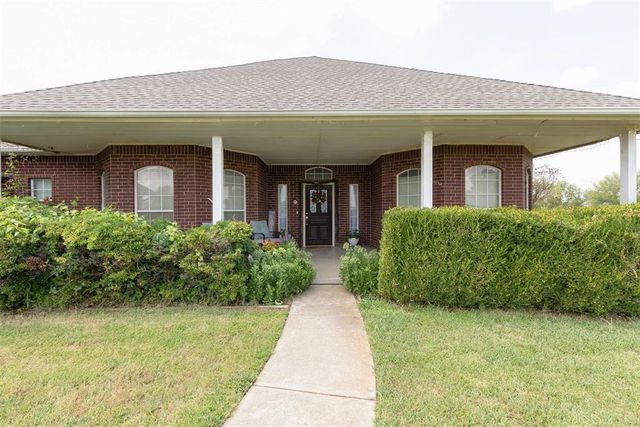 1501 Stable Rock Road, Yukon, OK 73099