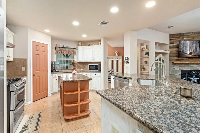 4985 Fm 2827 Road, Warren, TX 77664