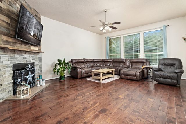 4985 Fm 2827 Road, Warren, TX 77664