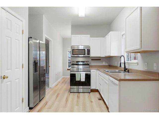 1464 Bergen Rock St, Castle Rock, CO 80109