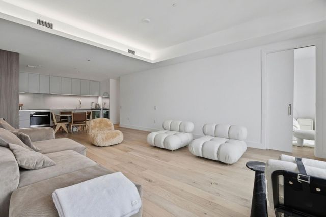 1 Bristol Court 515, San Francisco, CA 94130