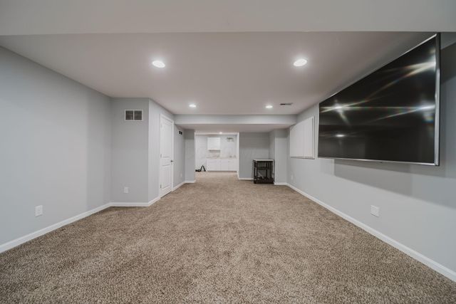 80 Crystal Petal Drive, Delaware, OH 43015