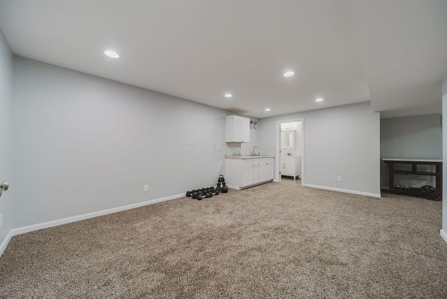 80 Crystal Petal Drive, Delaware, OH 43015