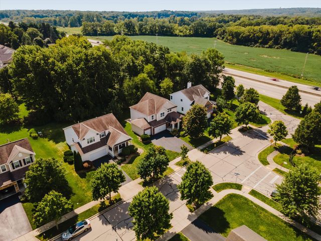 80 Crystal Petal Drive, Delaware, OH 43015