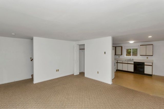 55 A + B Randall Rd, Montague, MA 01351