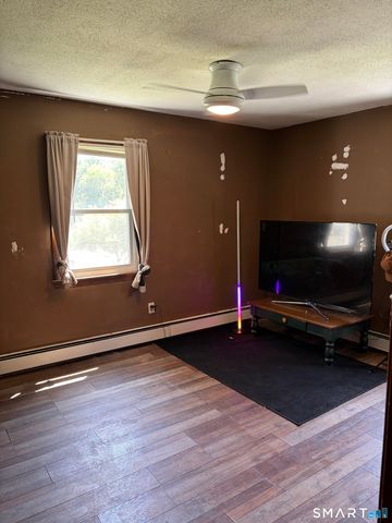 40 Taft Street, Killingly, CT 06239