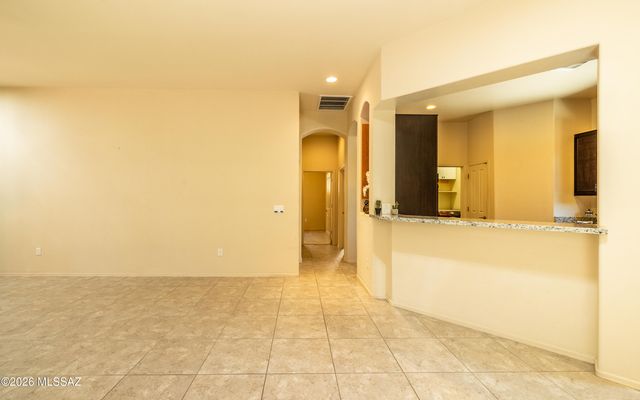 10368 E Jarod James Place, Tucson, AZ 85747