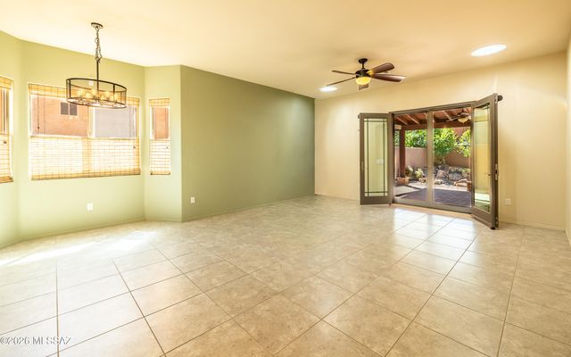 10368 E Jarod James Place, Tucson, AZ 85747