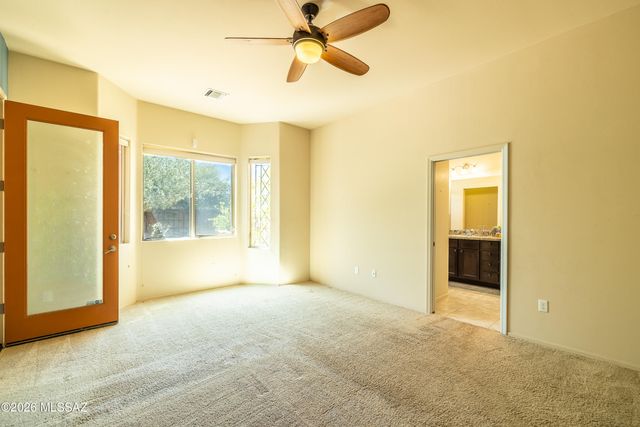 10368 E Jarod James Place, Tucson, AZ 85747