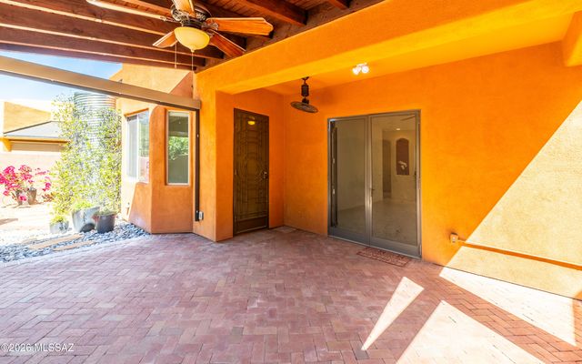 10368 E Jarod James Place, Tucson, AZ 85747