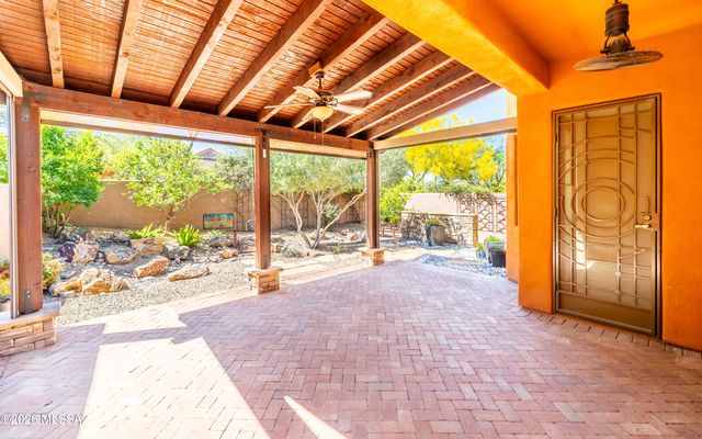 10368 E Jarod James Place, Tucson, AZ 85747
