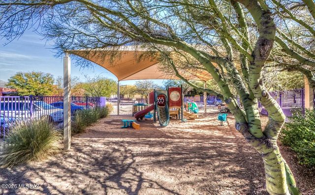 10368 E Jarod James Place, Tucson, AZ 85747