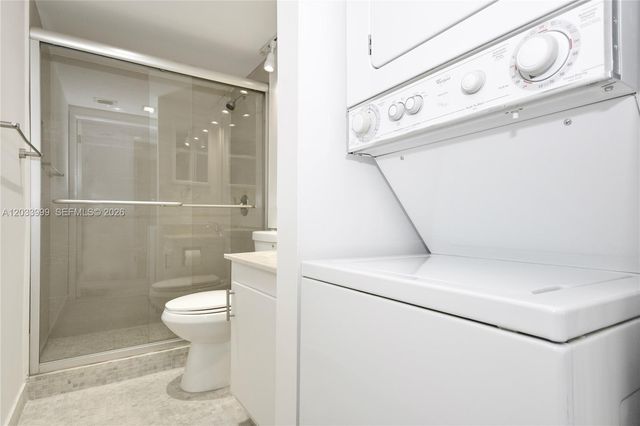 20505 E Country Club Dr 237, Aventura, FL 33180