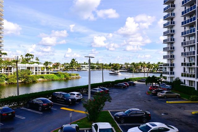 20505 E Country Club Dr 237, Aventura, FL 33180