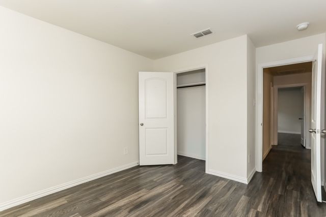 425 Shorty Street, Mabank, TX 75147