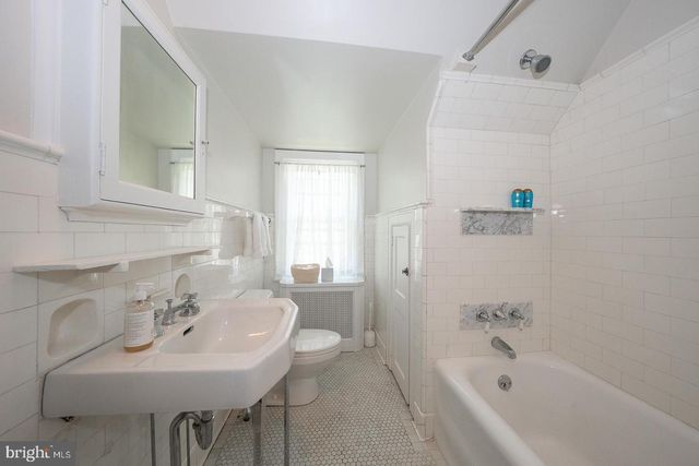 411 WISTER RD, Wynnewood, PA 19096