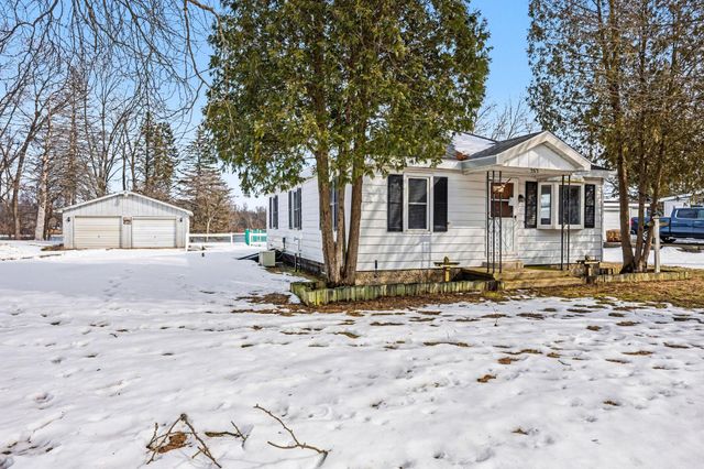 3513 Monroe Road, Allegan, MI 49010