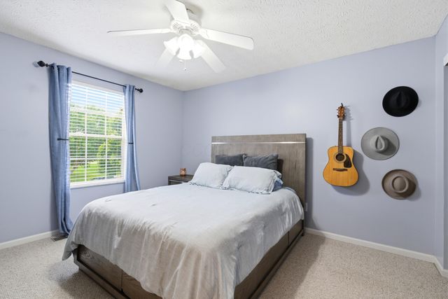 5751 Thorngate Drive, Galloway, OH 43119