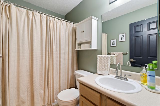 5751 Thorngate Drive, Galloway, OH 43119