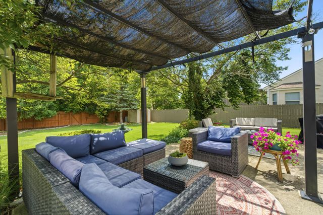 5751 Thorngate Drive, Galloway, OH 43119