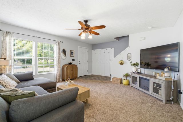 5751 Thorngate Drive, Galloway, OH 43119