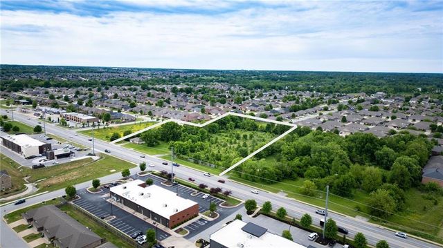 1310 E Centerton Boulevard, Bentonville, AR 72712