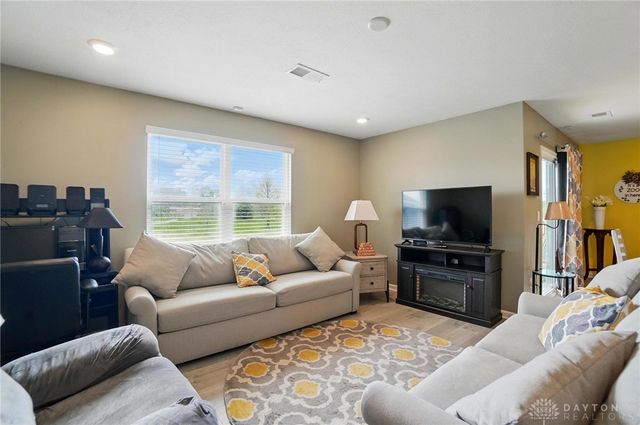 1492 Hawkshead Street, Xenia, OH 45385
