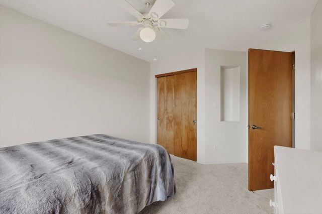 10331 Pintura Place NW, Albuquerque, NM 87114