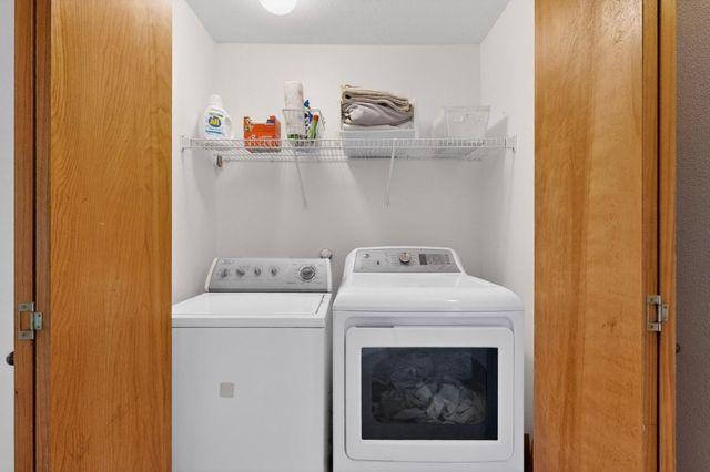 10331 Pintura Place NW, Albuquerque, NM 87114