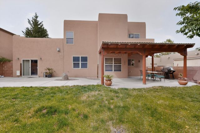 10331 Pintura Place NW, Albuquerque, NM 87114