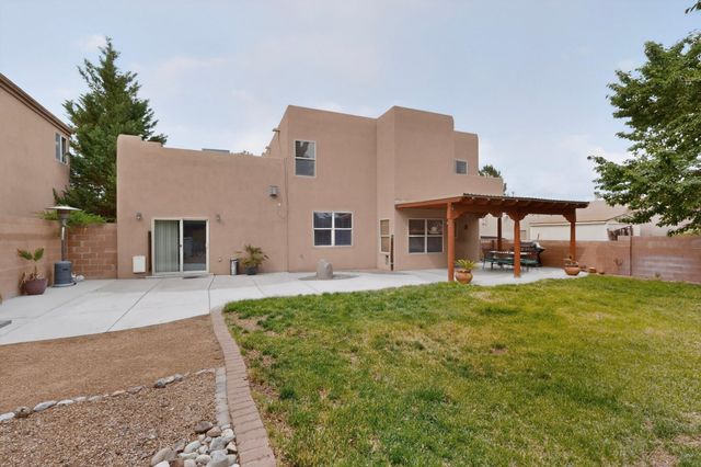 10331 Pintura Place NW, Albuquerque, NM 87114