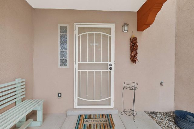 10331 Pintura Place NW, Albuquerque, NM 87114