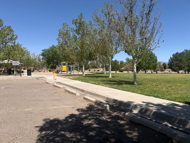 10331 Pintura Place NW, Albuquerque, NM 87114