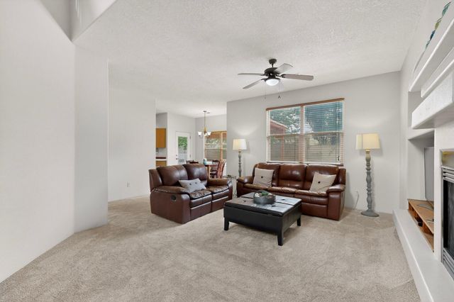 10331 Pintura Place NW, Albuquerque, NM 87114