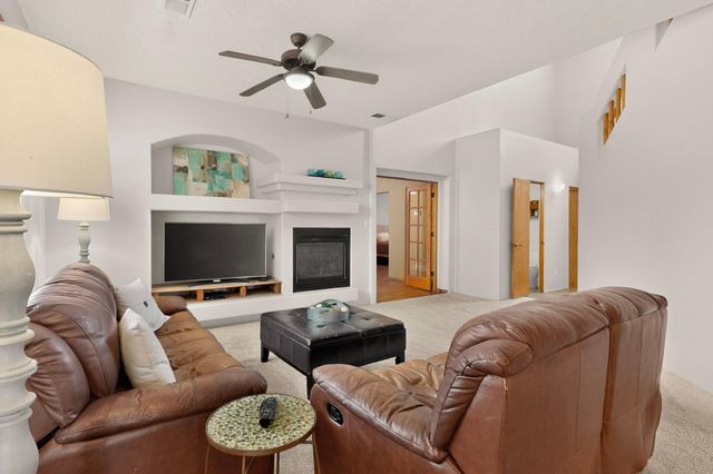 10331 Pintura Place NW, Albuquerque, NM 87114