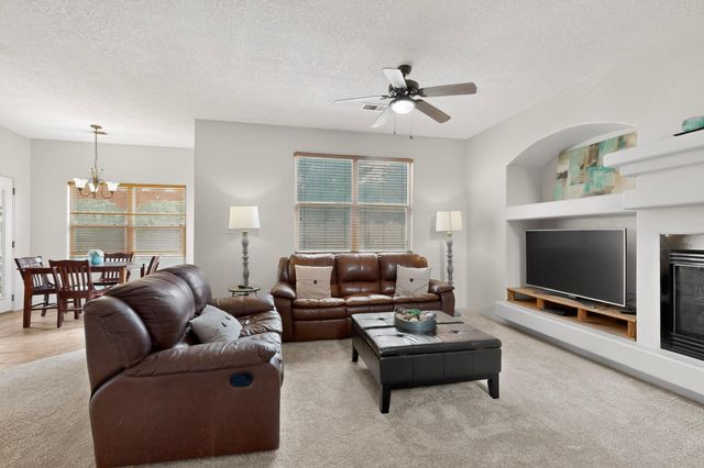 10331 Pintura Place NW, Albuquerque, NM 87114