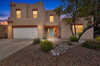 10331 Pintura Place NW, Albuquerque, NM 87114