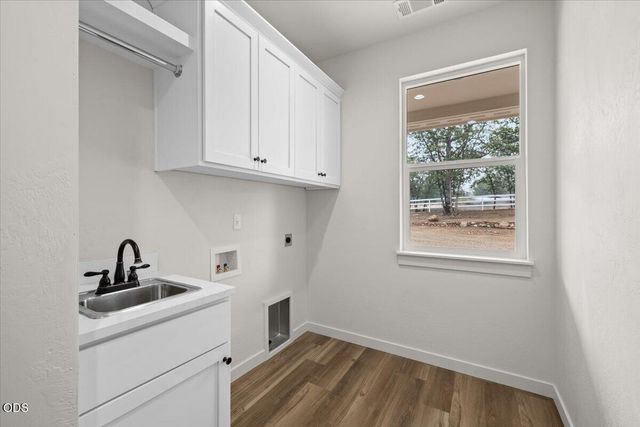 14853 Antioch Road, White City, OR 97503