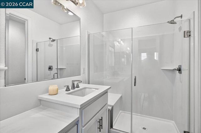 2759 Delaney Ct, Castro Valley, CA 94546