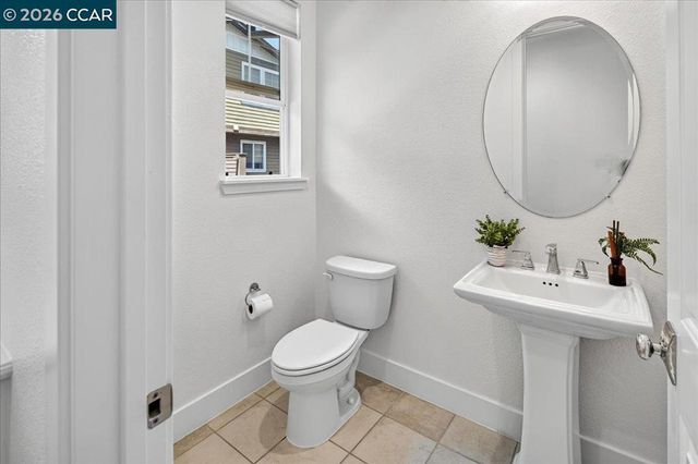 2759 Delaney Ct, Castro Valley, CA 94546