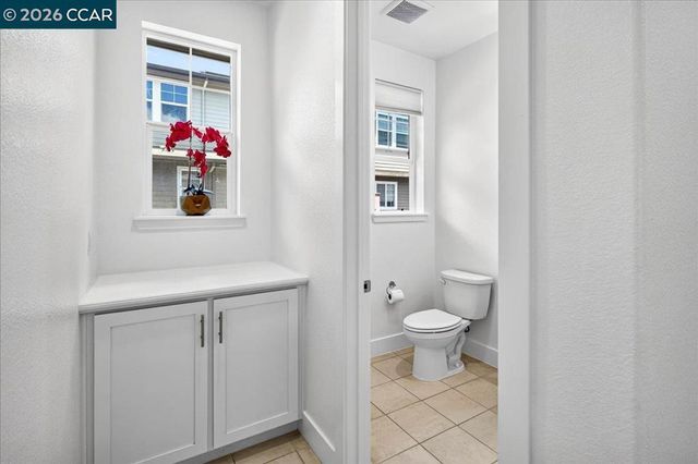 2759 Delaney Ct, Castro Valley, CA 94546