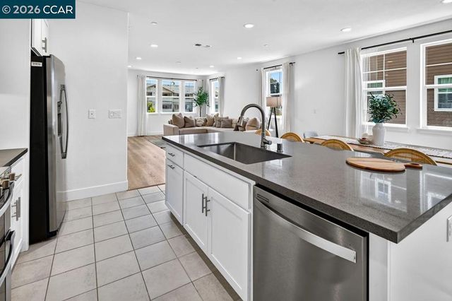 2759 Delaney Ct, Castro Valley, CA 94546