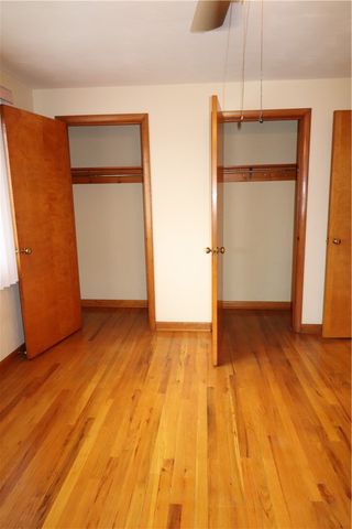 277 Oaklyn Rd, Bethel Park, PA 15102