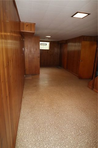 277 Oaklyn Rd, Bethel Park, PA 15102
