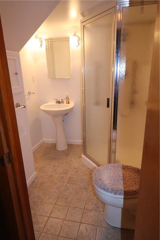277 Oaklyn Rd, Bethel Park, PA 15102