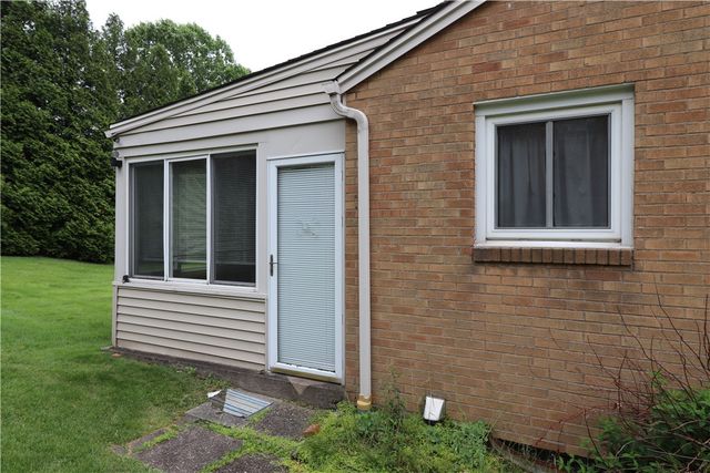 277 Oaklyn Rd, Bethel Park, PA 15102