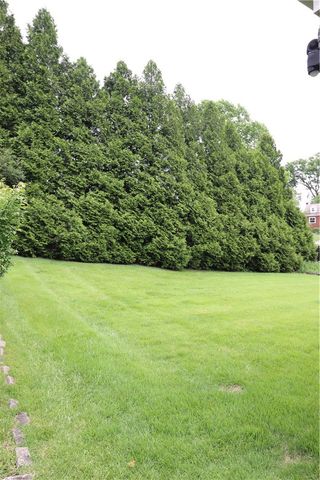 277 Oaklyn Rd, Bethel Park, PA 15102